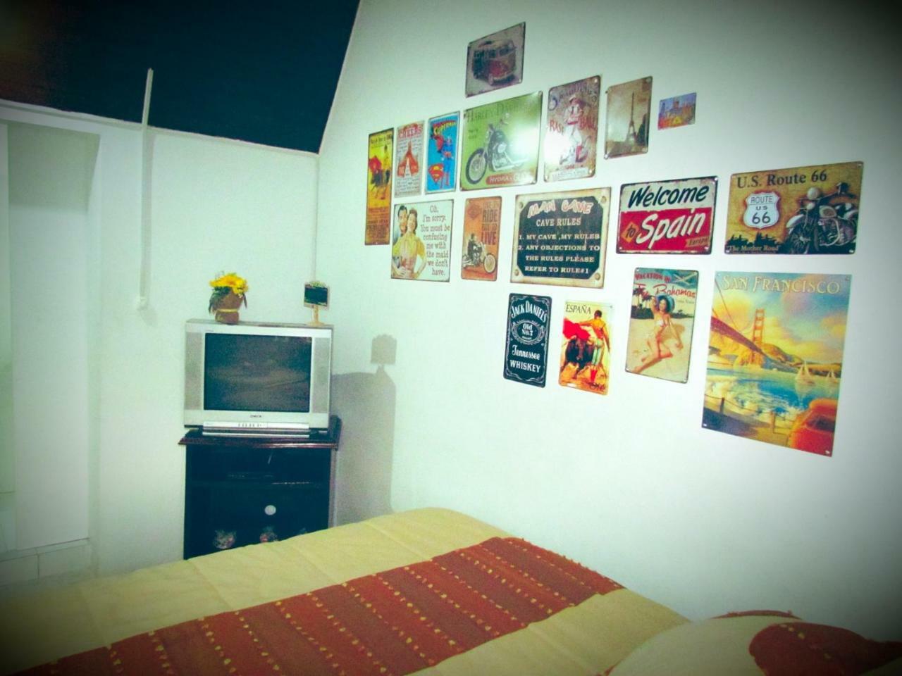Como En Casa! Restaurante Y Hostal ボゴタ エクステリア 写真
