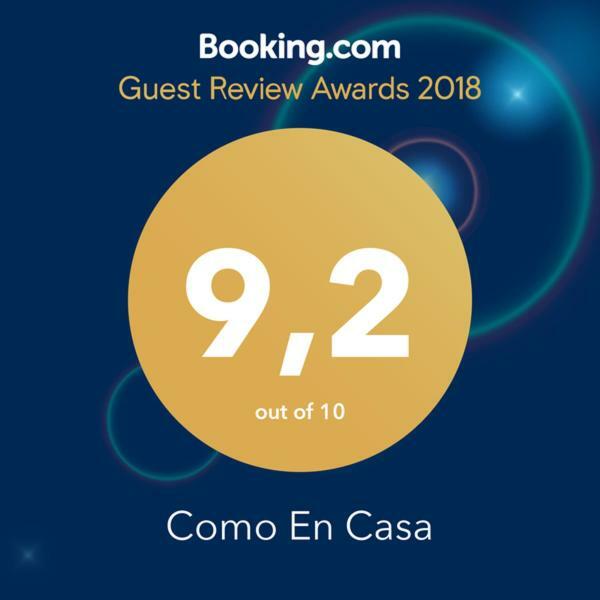 Como En Casa! Restaurante Y Hostal ボゴタ エクステリア 写真